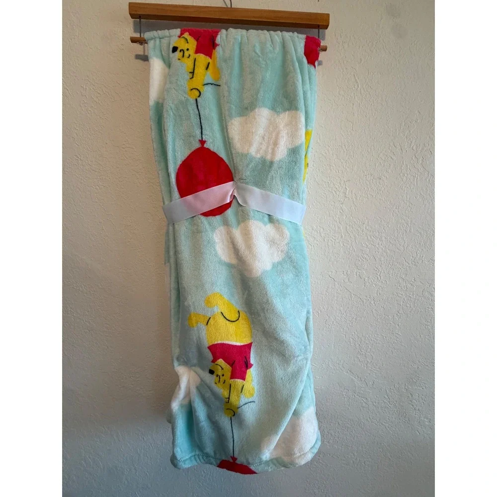 Disney Winnie the Pooh Red Balloon Cloud Plush Throw Blanket 60x70 Blue NEW